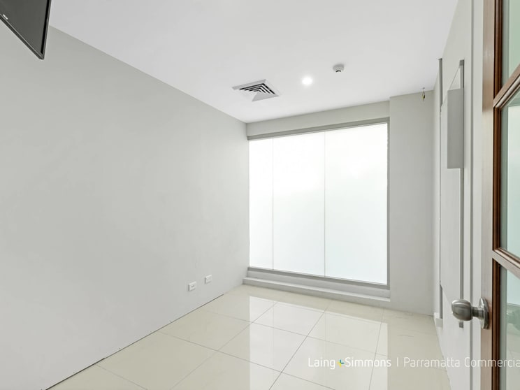 Click to view all images Shop 10/103-105 George Street Parramatta NSW 2150 - Image 2