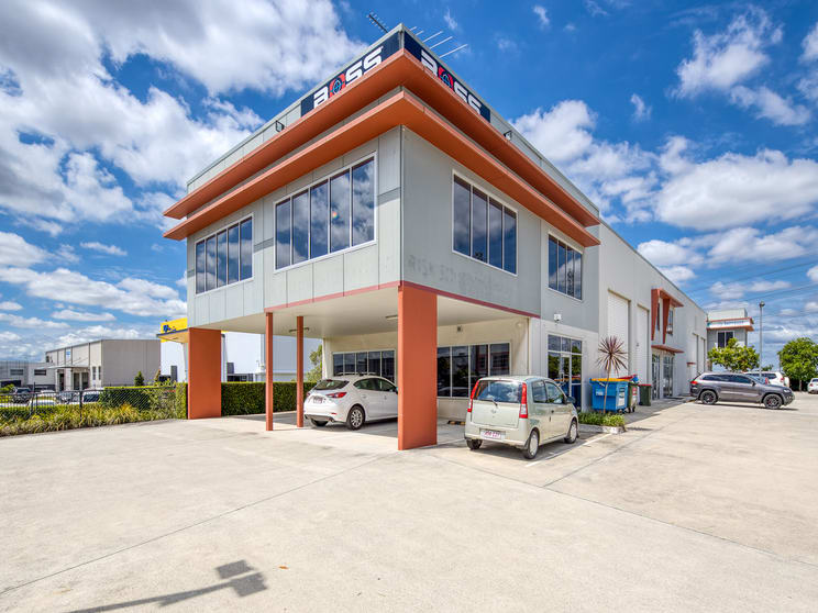 Click to view all images 10/152 Bluestone Circuit Seventeen Mile Rocks QLD 4073 - Image 1