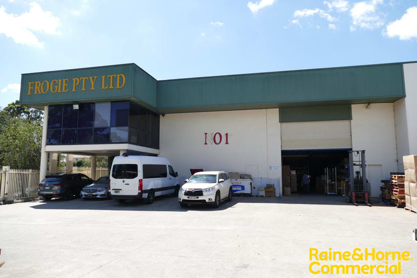 Click to view all images Unit 1/16-18 Barry Road Chipping Norton NSW 2170 - Image 1