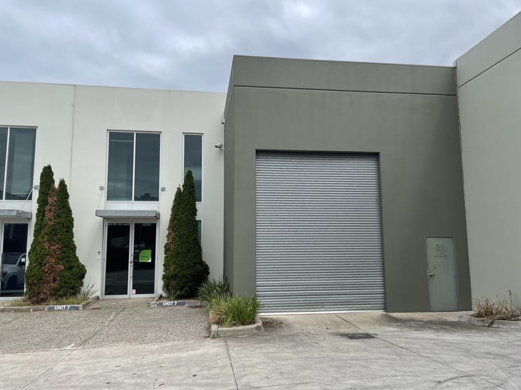 Click to view all images 7/1-5 Akuna Drive Williamstown VIC 3016 - Image 1