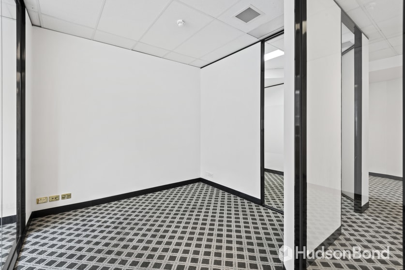 Click to view all images 211/89 High Street Kew VIC 3101 - Image 1