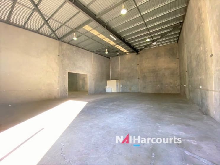 4/13 Hinkler Court Brendale QLD 4500 - Image 2