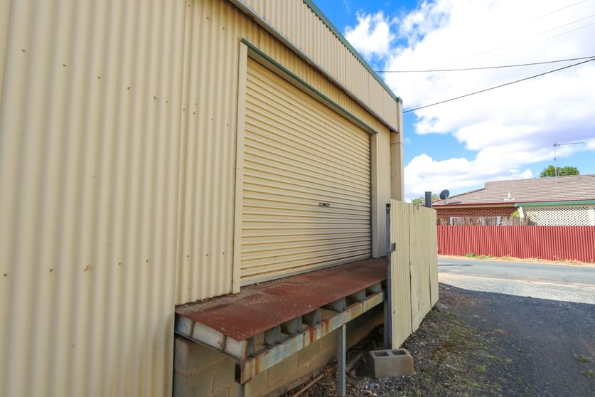 Click to view all images 113 Hoskins Street Temora NSW 2666 - Image 2