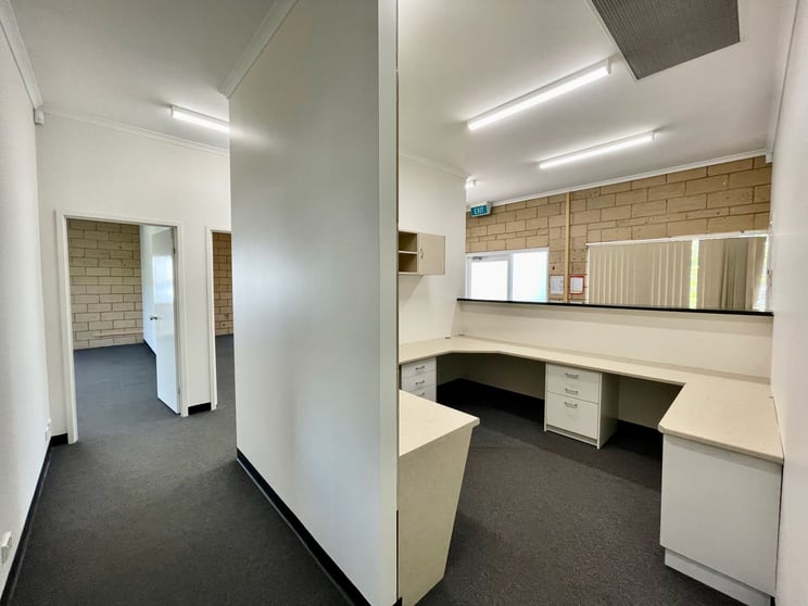 Click to view all images Unit 4B/20 Main Street Beenleigh QLD 4207 - Image 3
