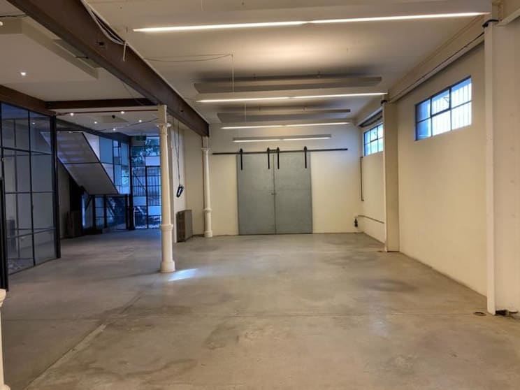 Ground  Showroom/17-19 Chessell Street Southbank VIC 3006 - Image 2