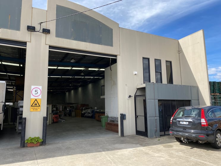 2/20 Randor Street Campbellfield VIC 3061 - Image 2