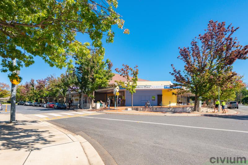 Click to view all images 1/4 Iluka St Narrabundah ACT 2604 - Image 3