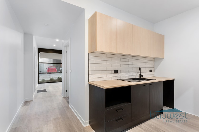Click to view all images 1889 Frankston - Flinders Road Hastings VIC 3915 - Image 3