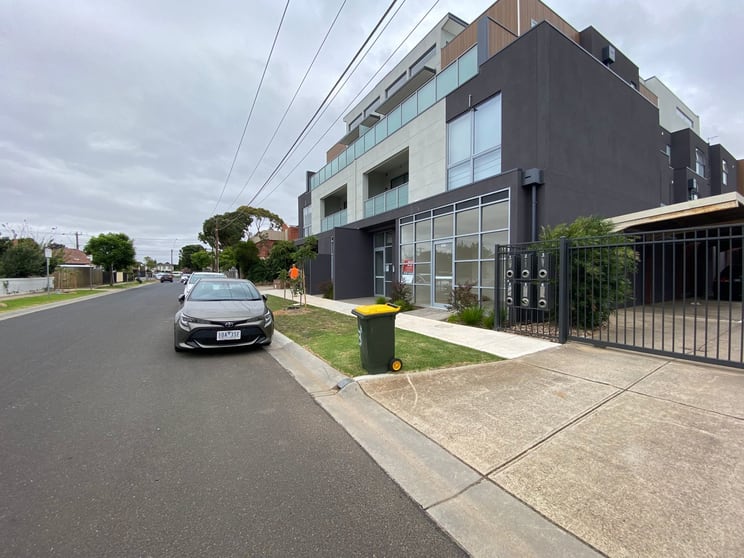 101b/26 Salisbury Street Werribee VIC 3030 - Image 2