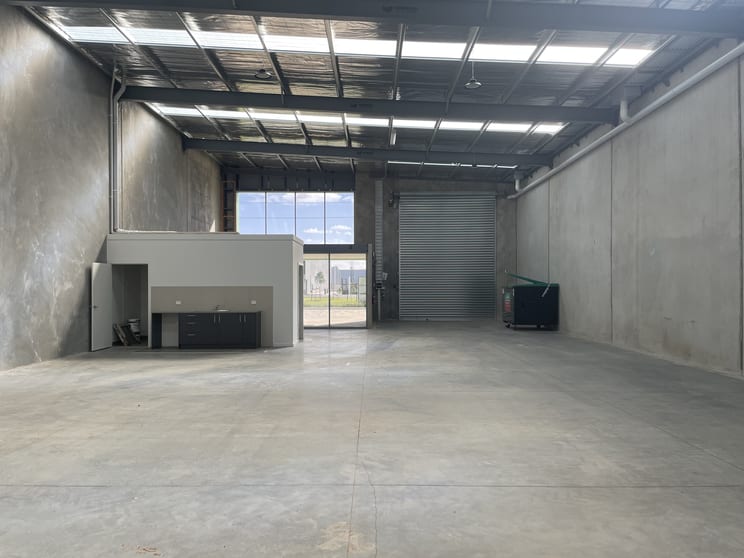 Click to view all images 6/2 Integration Court Truganina VIC 3029 - Image 3