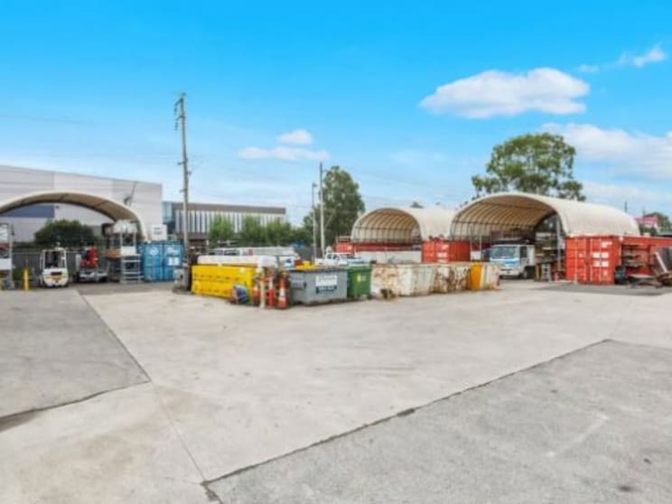 Click to view all images Seven Hills NSW 2147 - Image 1