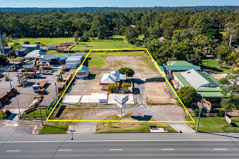 Click to view all images 3224 Old Cleveland Road Capalaba QLD 4157 - Image 1
