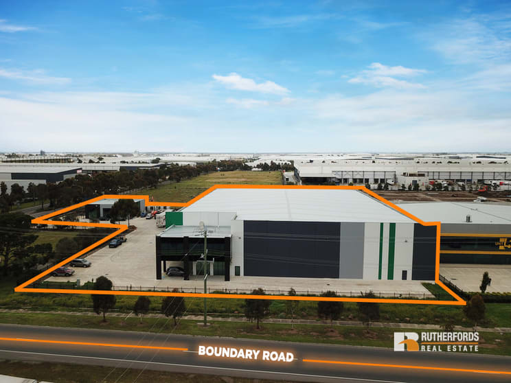 Click to view all images 375 Boundary Road Truganina VIC 3029 - Image 2