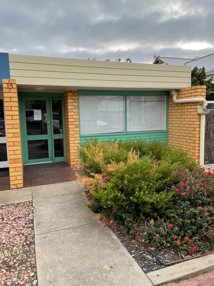 Click to view all images 17 Nile Street Glenelg SA 5045 - Image 2