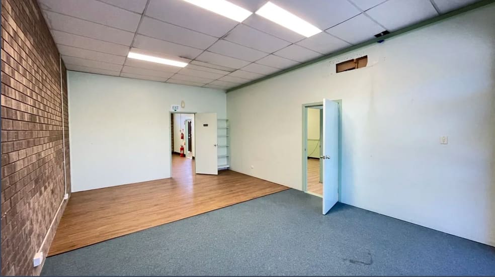 Click to view all images Strathpine QLD 4500 - Image 3