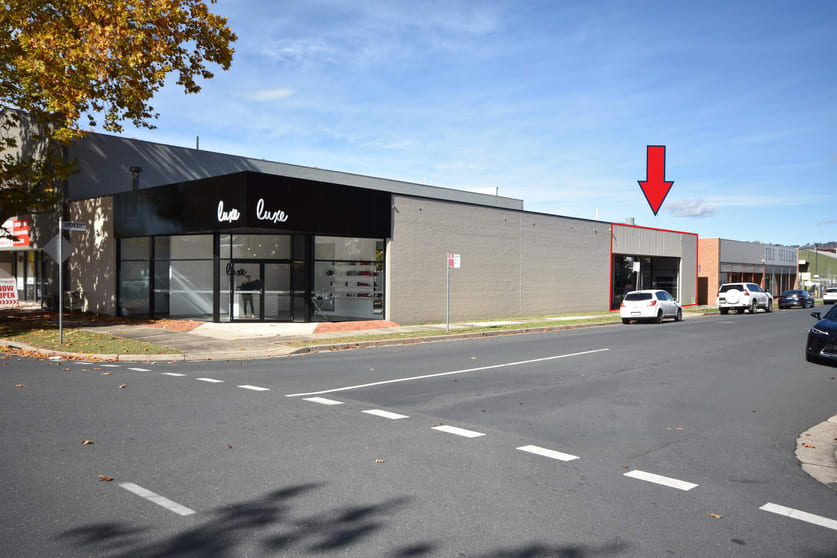 Click to view all images Part of/427 Swift Street Albury NSW 2640 - Image 1