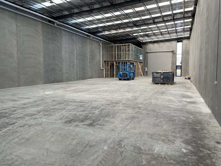 Click to view all images 5B/5B Trafalgar Rd Epping VIC 3076 - Image 2