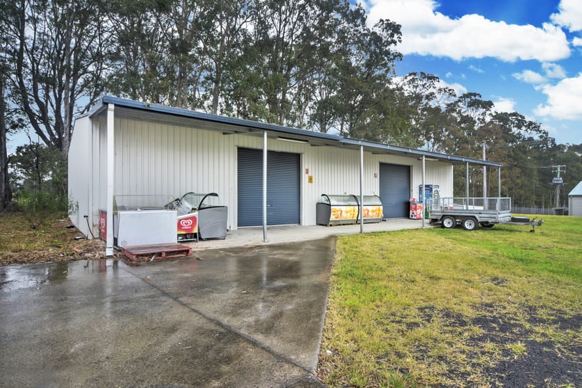 Click to view all images 33 Norfolk Avenue South Nowra NSW 2541 - Image 2