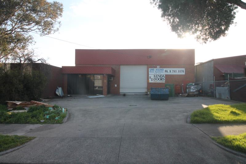 18 Brooklyn Avenue Dandenong VIC 3175 - Image 1