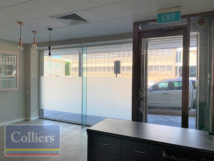 Click to view all images 2/139-149 Stanley Street Townsville City QLD 4810 - Image 3