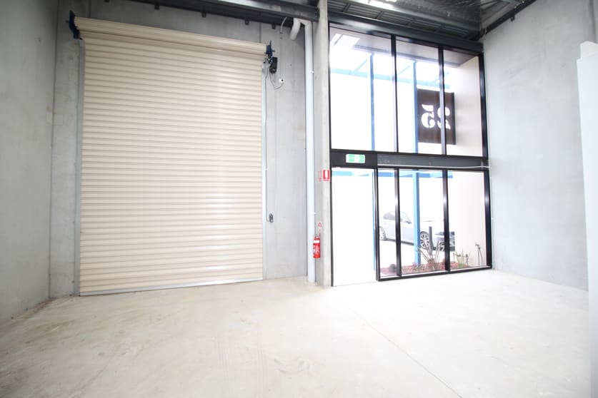 Click to view all images 25/31 Milgate Drive Mornington VIC 3931 - Image 3