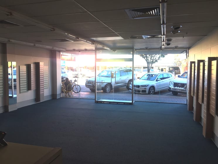 Click to view all images 96 Cunningham Street Dalby QLD 4405 - Image 2