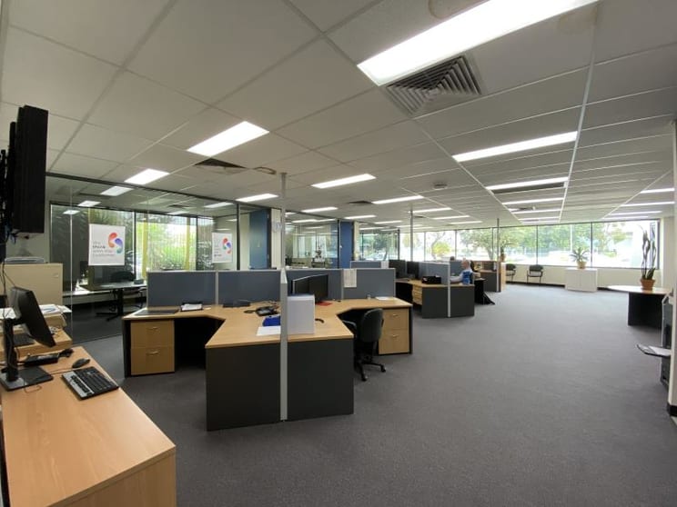 Click to view all images 2 Rocklea Drive Port Melbourne VIC 3207 - Image 2