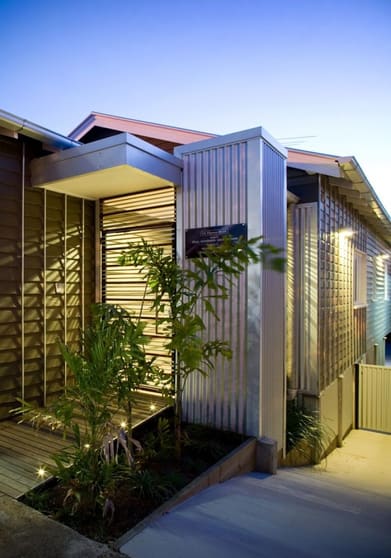 Click to view all images Suite 2/6A Thynne Road Morningside QLD 4170 - Image 1