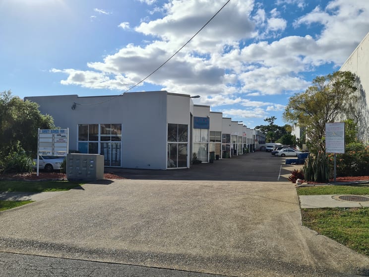 7/3 Barnett Place Molendinar QLD 4214 - Image 1