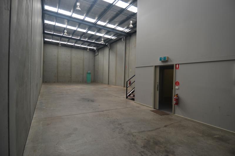 Click to view all images Unit 2/15 Hi-Tech Place Seaford VIC 3198 - Image 3