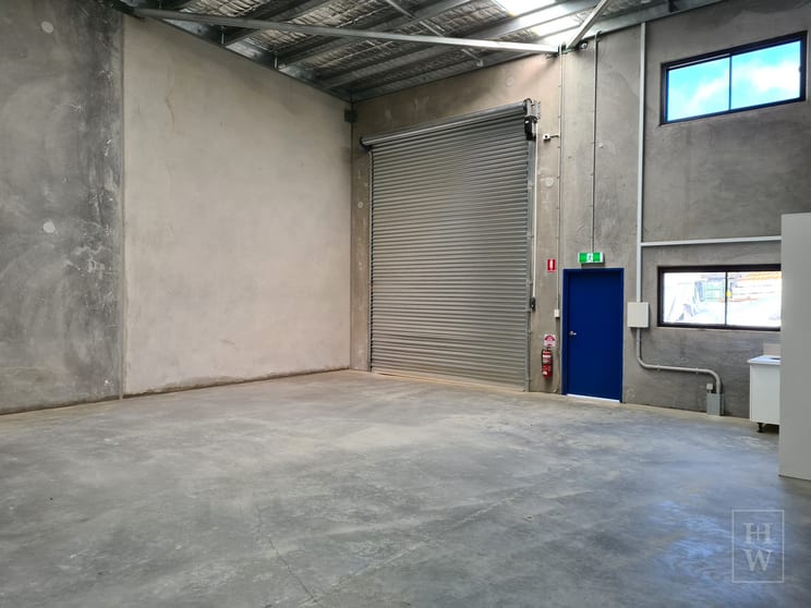 Click to view all images Unit 30/17 Old Dairy Close Moss Vale NSW 2577 - Image 3