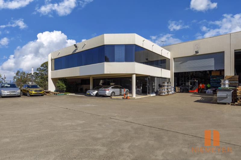 Click to view all images Unit 1/38 Binney Road Kings Park NSW 2148 - Image 2