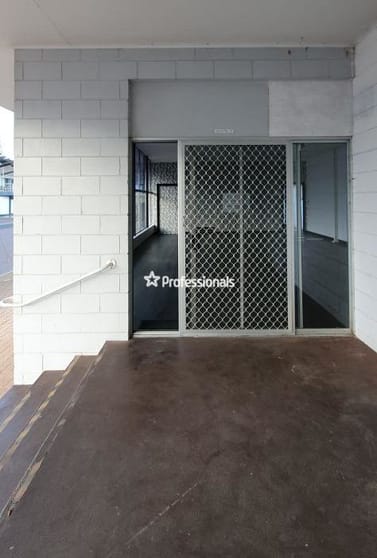 7/120 Dempster Street Esperance WA 6450 - Image 2