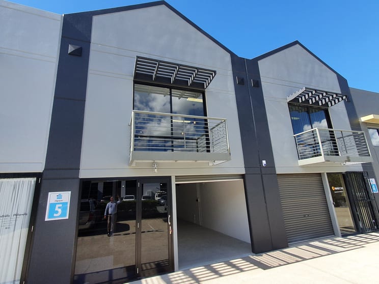 Click to view all images Burleigh Heads QLD 4220 - Image 1