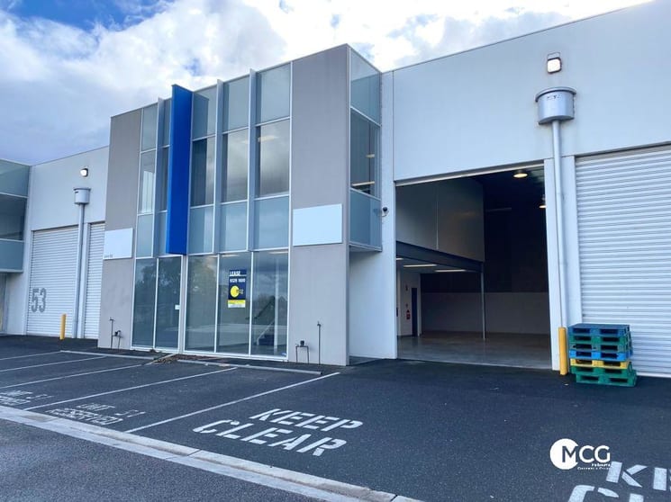 Click to view all images Unit 51, 22-30 Wallace Ave Point Cook VIC 3030 - Image 1