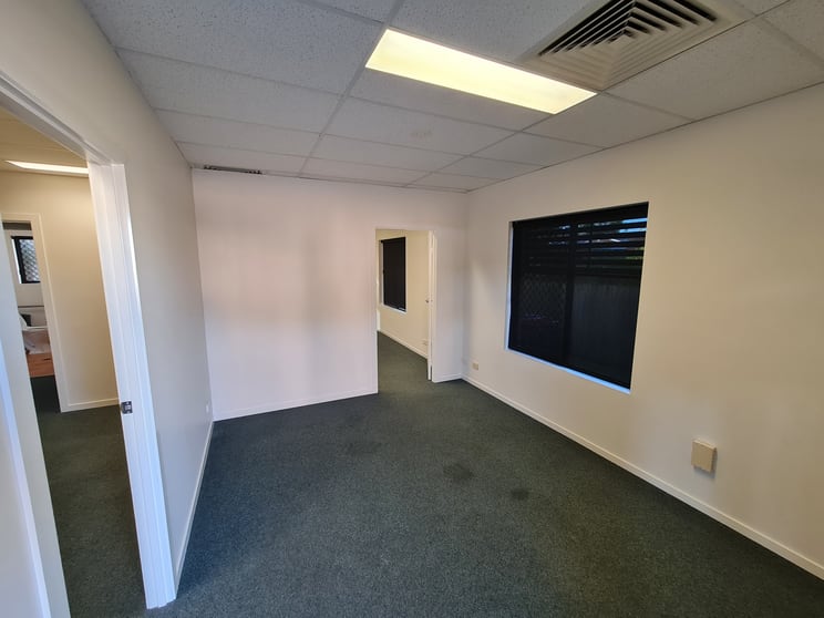 Click to view all images 3/17 Hickey Street Coomera QLD 4209 - Image 2