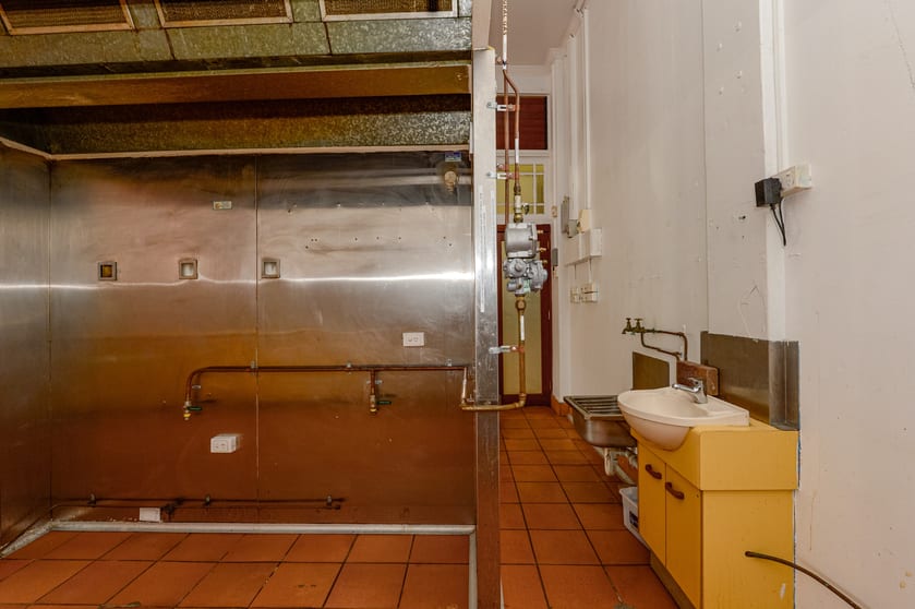 Click to view all images Shop 1/54 Bourbong Bundaberg Central QLD 4670 - Image 1