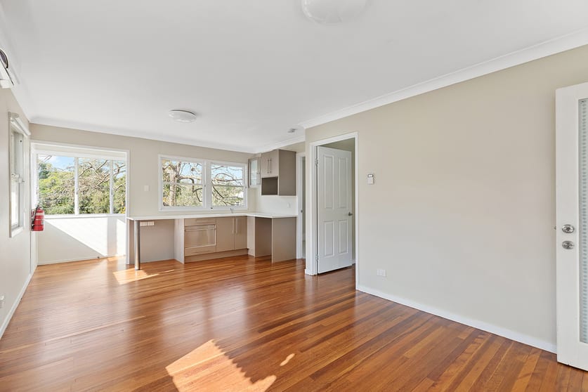 Click to view all images 9 Myrtle Street Maleny QLD 4552 - Image 2