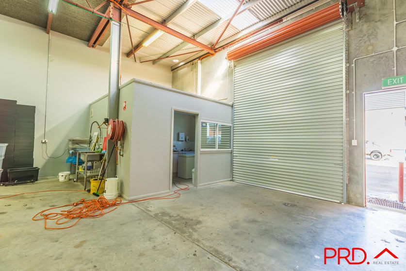 Click to view all images 5a/84-92 Barnes Street Tamworth NSW 2340 - Image 3