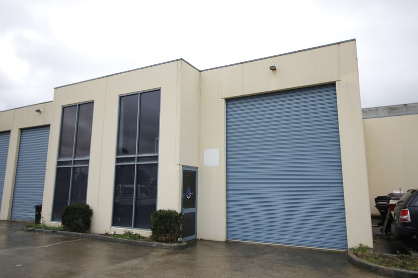 Click to view all images 3/2 Eastspur Court Kilsyth VIC 3137 - Image 2