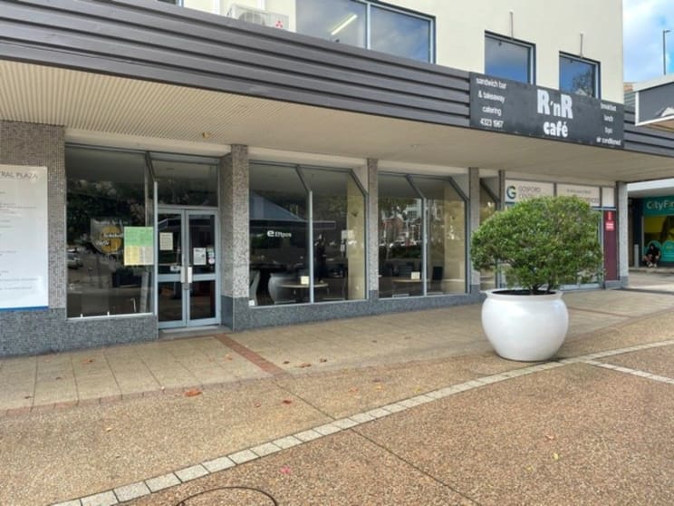 Click to view all images 17 & 18/153 Mann Street Gosford NSW 2250 - Image 2
