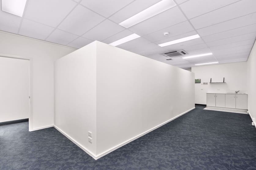 9/240 Pakington Street Geelong West VIC 3218 - Image 3
