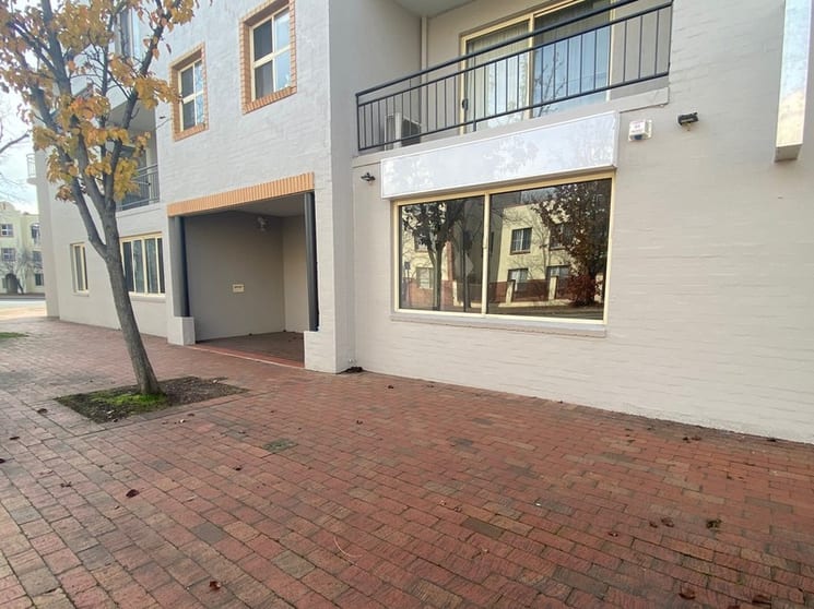 24/2 Antis Street Phillip ACT 2606 - Image 1