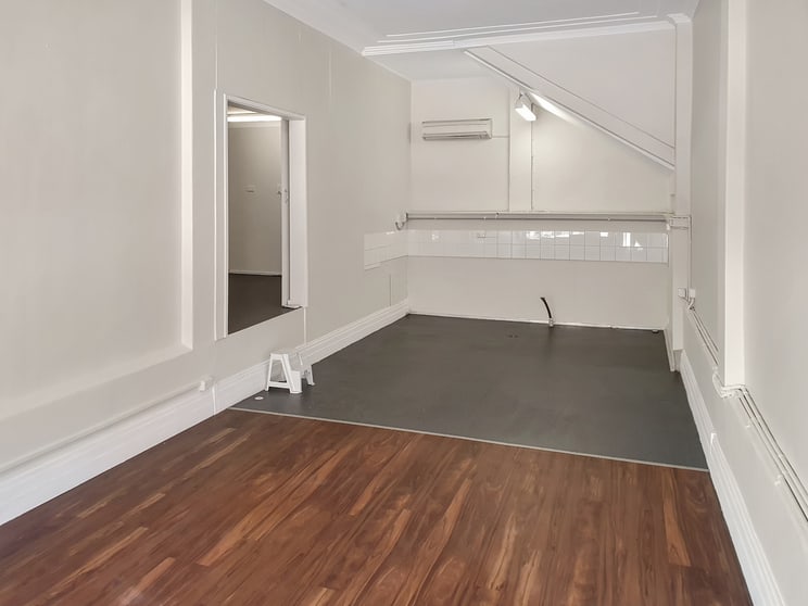 Click to view all images 16 Katoomba Street Katoomba NSW 2780 - Image 3