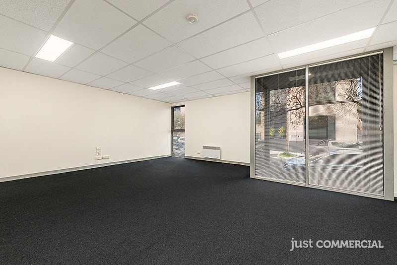 Click to view all images 2B Raymond Grove Caulfield South VIC 3162 - Image 2