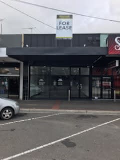Click to view all images 67 Main Road West St Albans VIC 3021 - Image 2