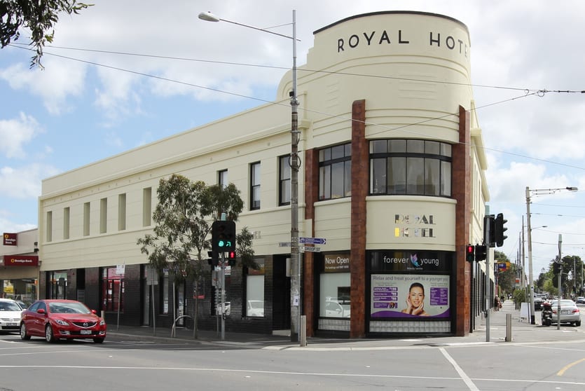 Click to view all images 1/158 Barkly Street Footscray VIC 3011 - Image 2