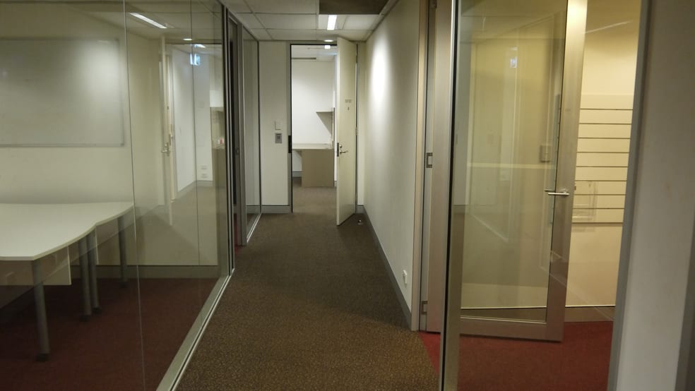Click to view all images 1/439 Gympie Road Strathpine QLD 4500 - Image 3