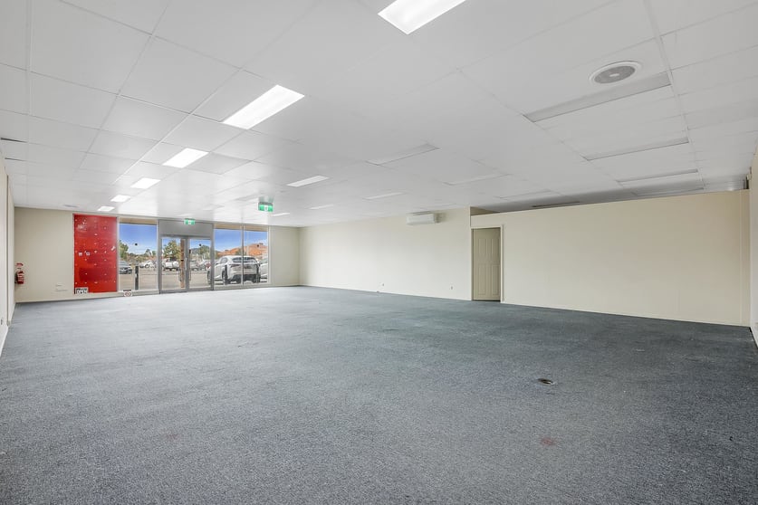 Shop 5 The Avenue Shopping Centre Sunshine West VIC 3020 - Image 3
