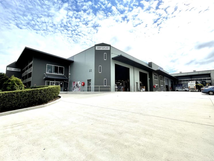 1 & 2/22-24 French Avenue Brendale QLD 4500 - Image 2